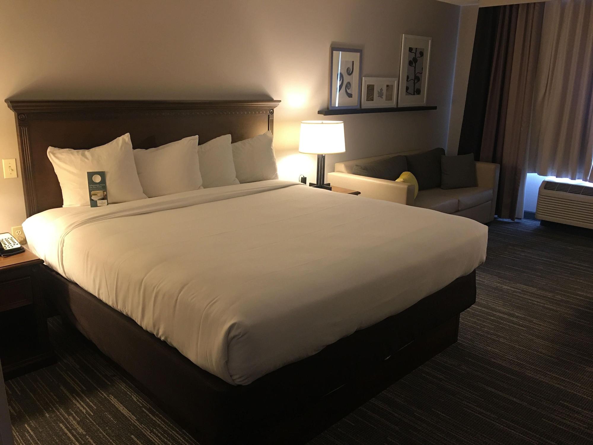 Country Inn & Suites By Radisson, Grand Rapids East, Mi Buitenkant foto