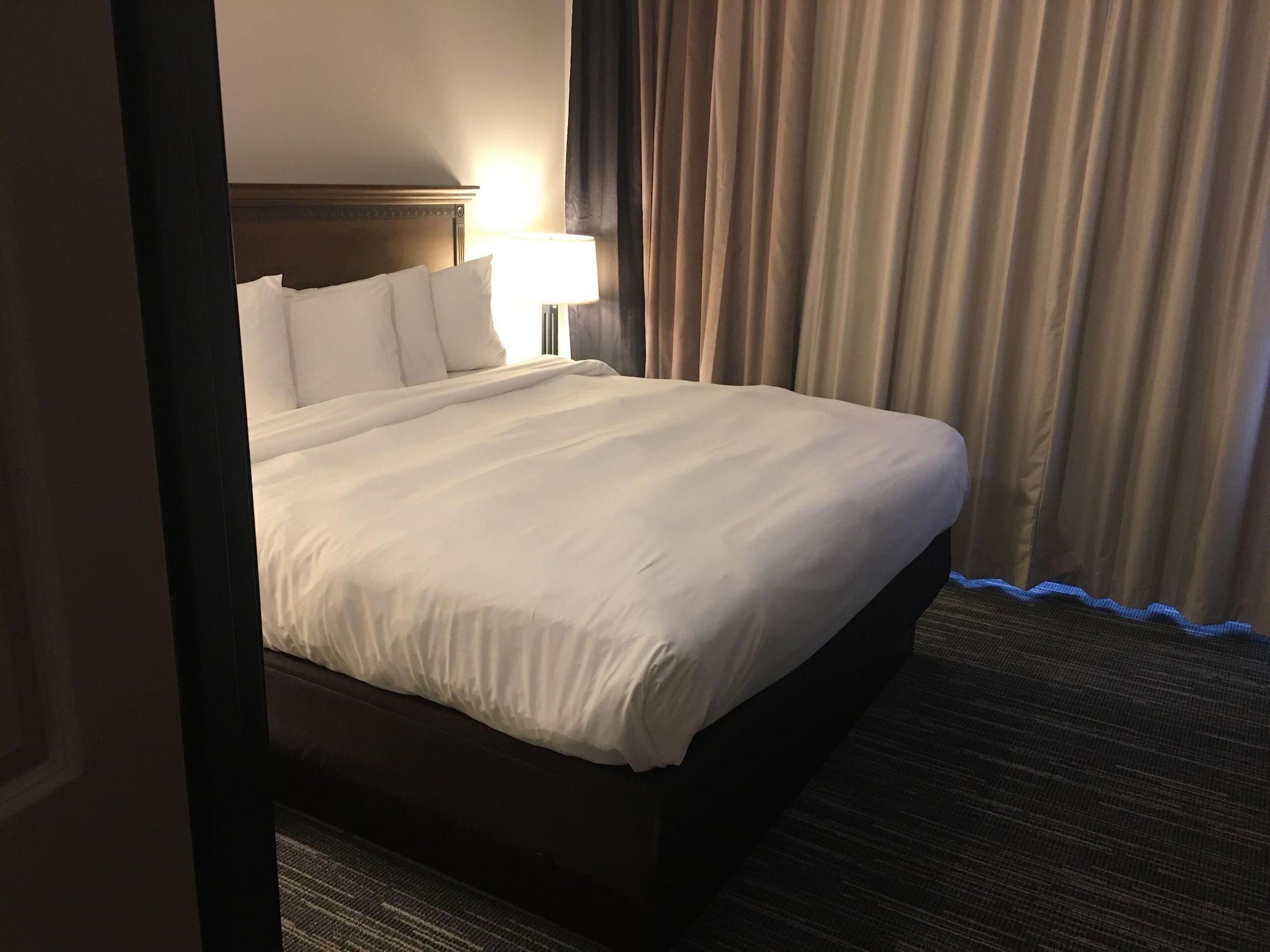 Country Inn & Suites By Radisson, Grand Rapids East, Mi Buitenkant foto