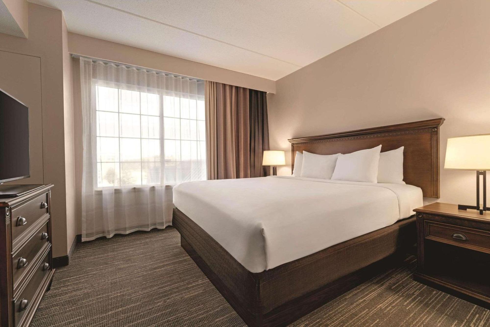 Country Inn & Suites By Radisson, Grand Rapids East, Mi Buitenkant foto